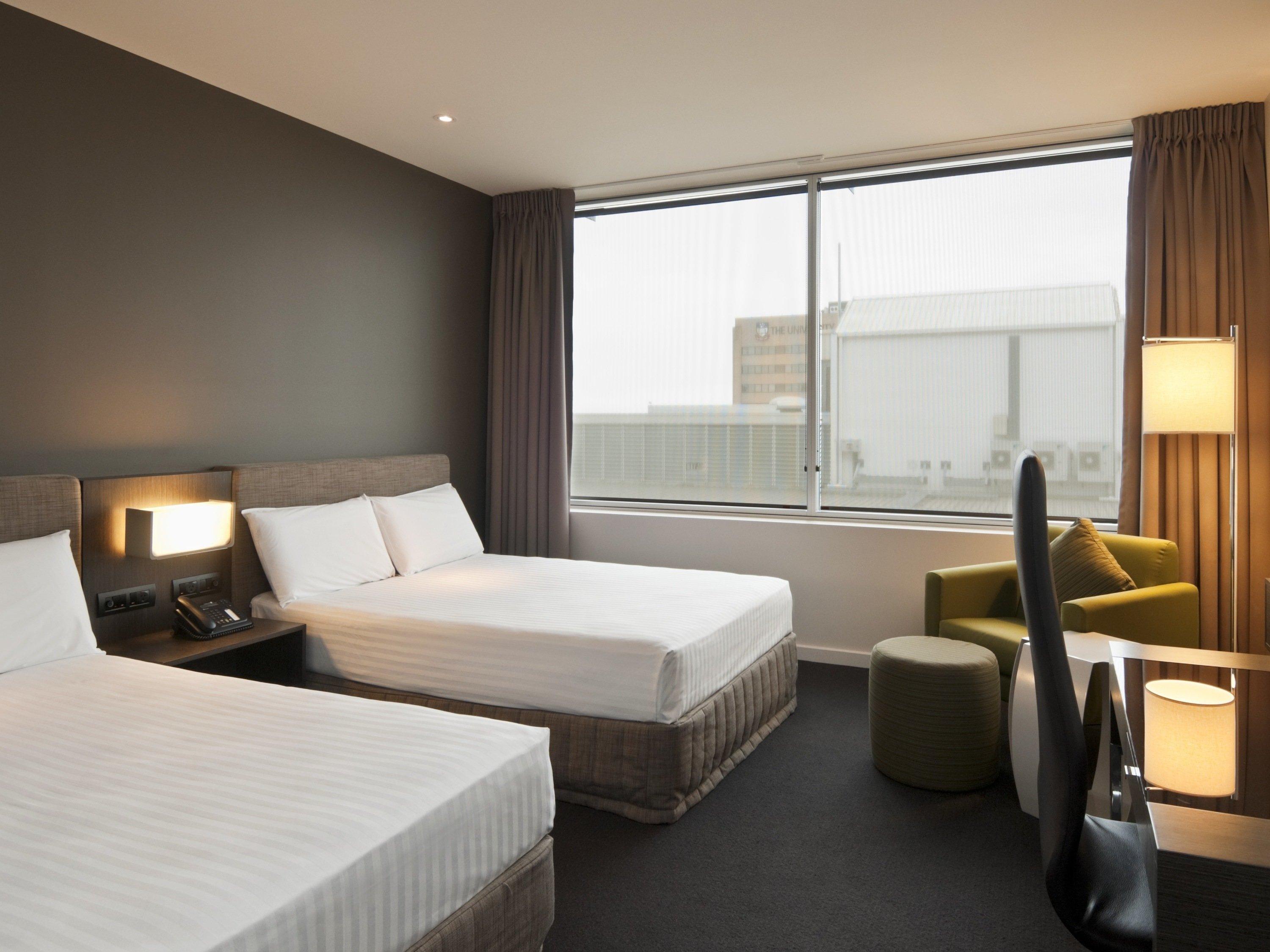 Pullman Adelaide Exterior foto A room at the hotel